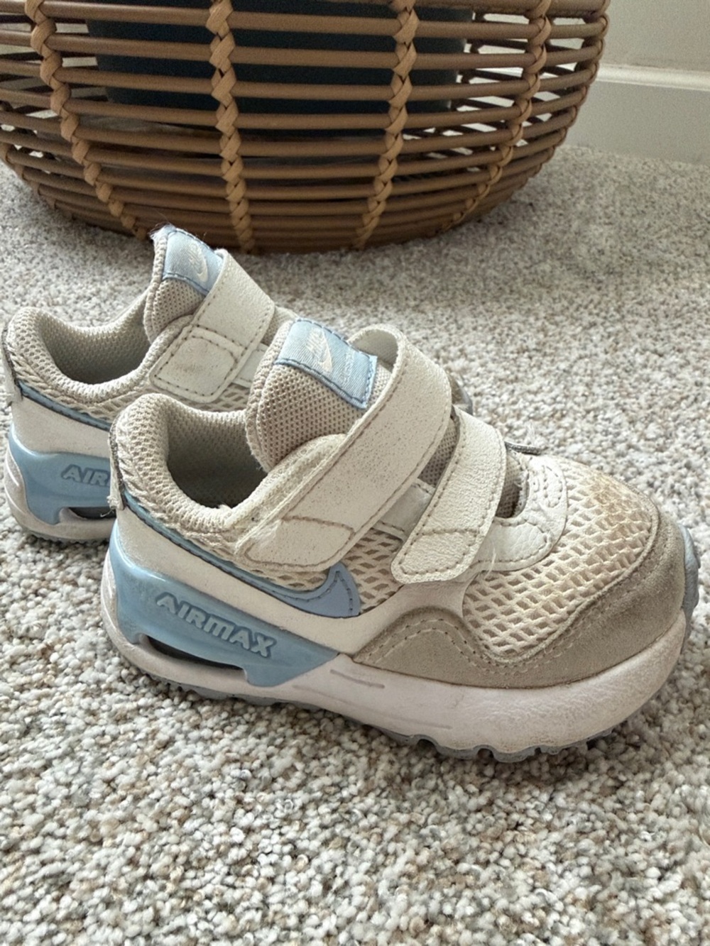 Nike Kids Cream and Light Blue Air Max Velcro Sneakers